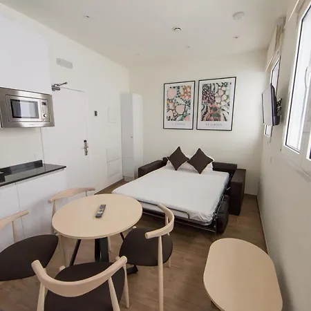 Apartamentos Centro Jardines Madrid Exterior foto
